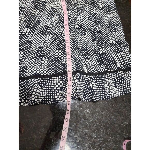 Black & White Lightweight Skirt, XL, NO Tags - Picture 5 of 10